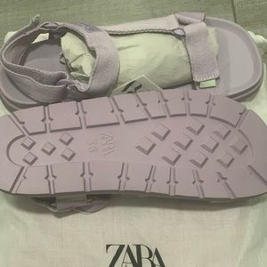 Brand New Lavender Strap Sandals from ZARA size 5.5 girls